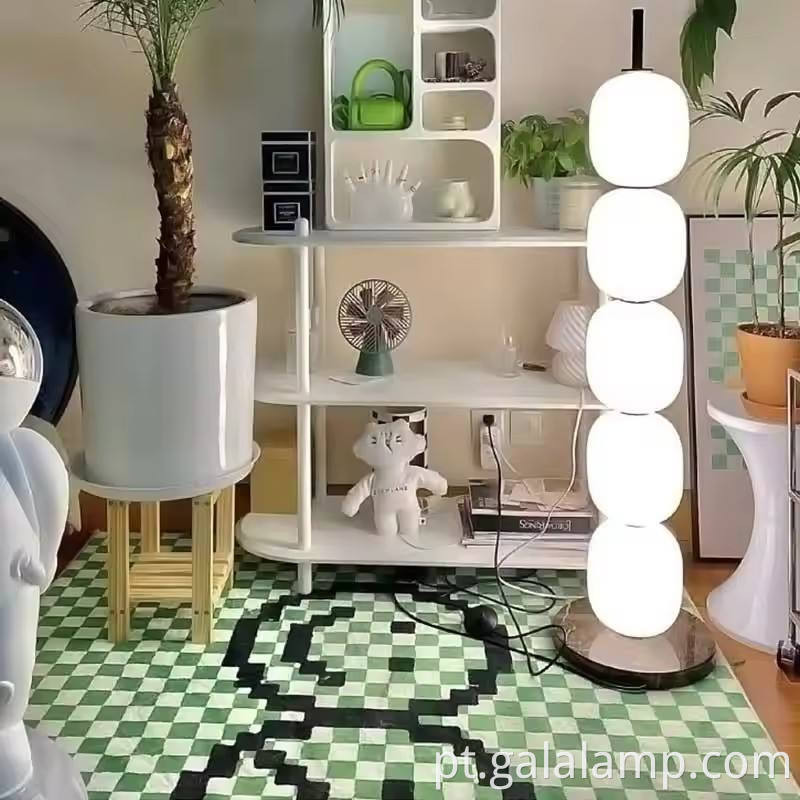 minimalist-marble-base-tall-lamp-for-bedroom